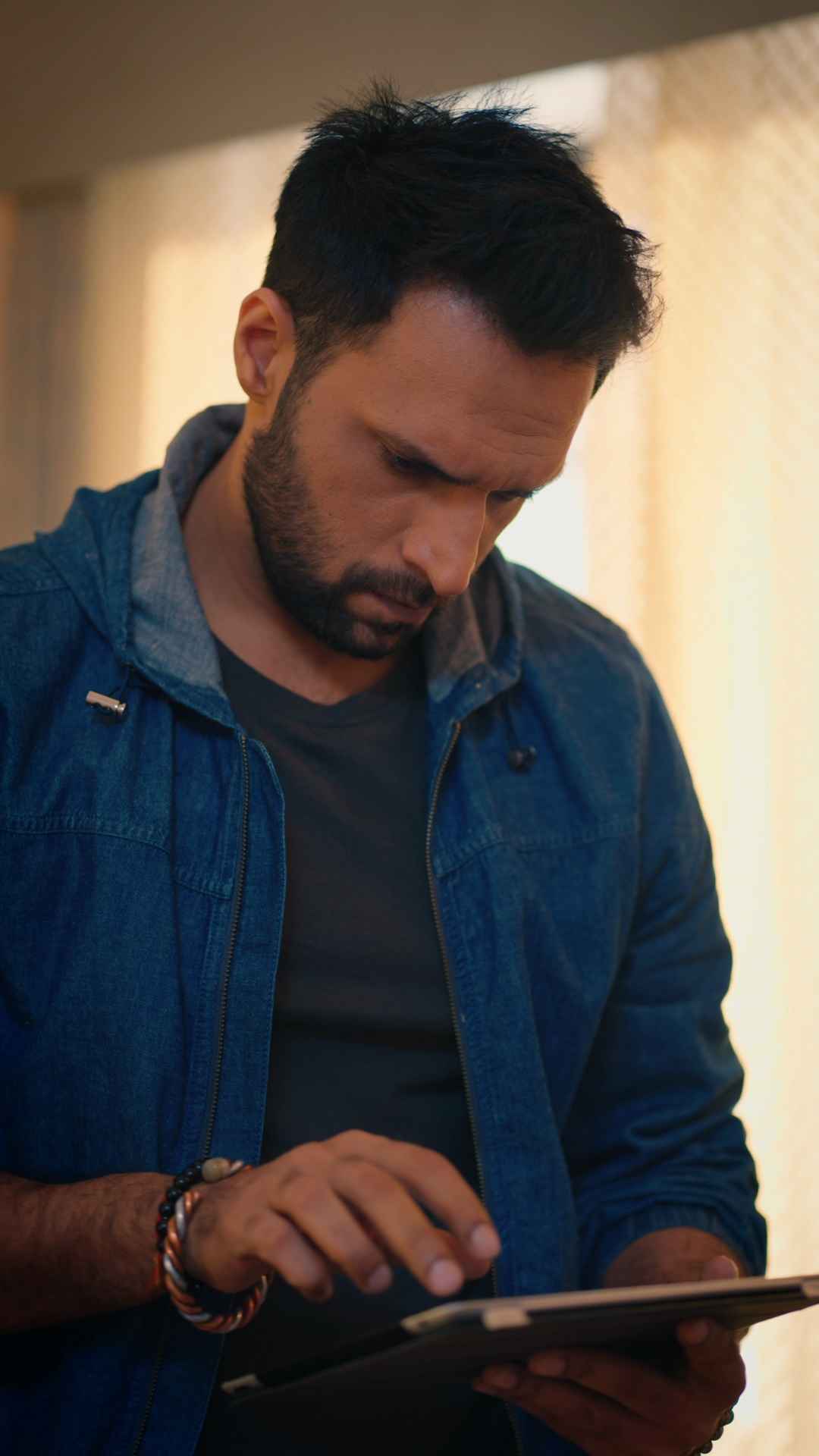 S1 E3