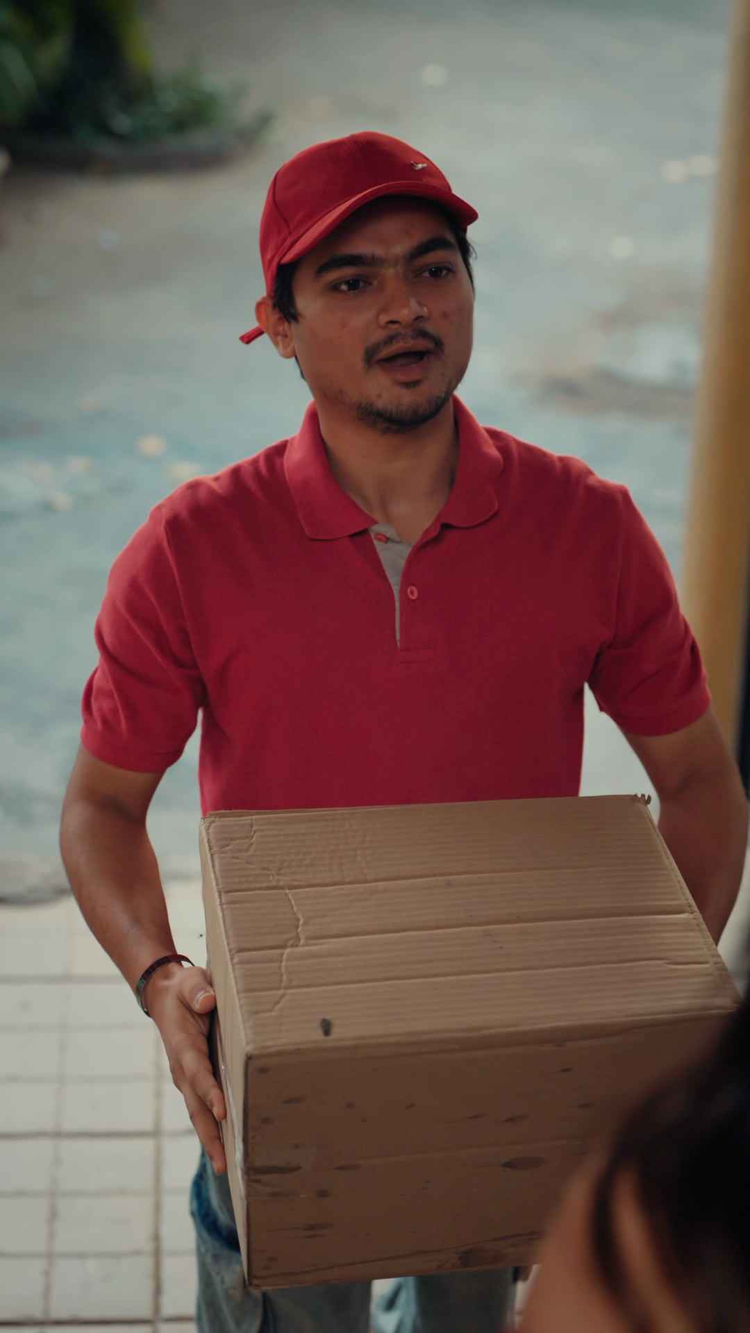 S1 E32