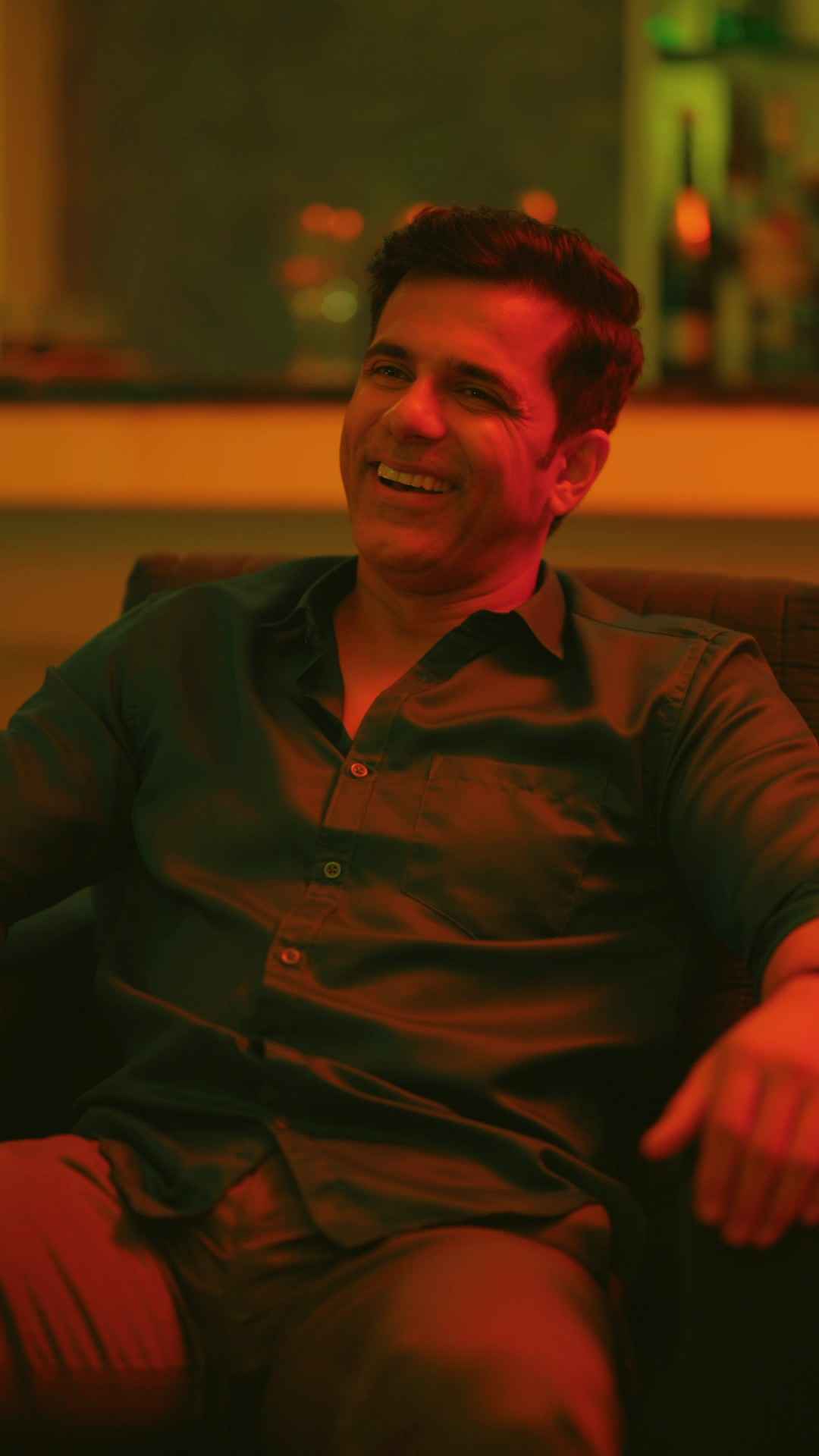 S1 E1